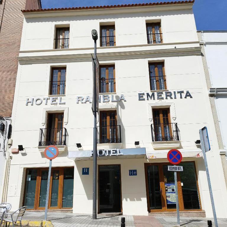 Hotel Rambla Emerita, Centro Ciudad ميريذا المظهر الخارجي الصورة